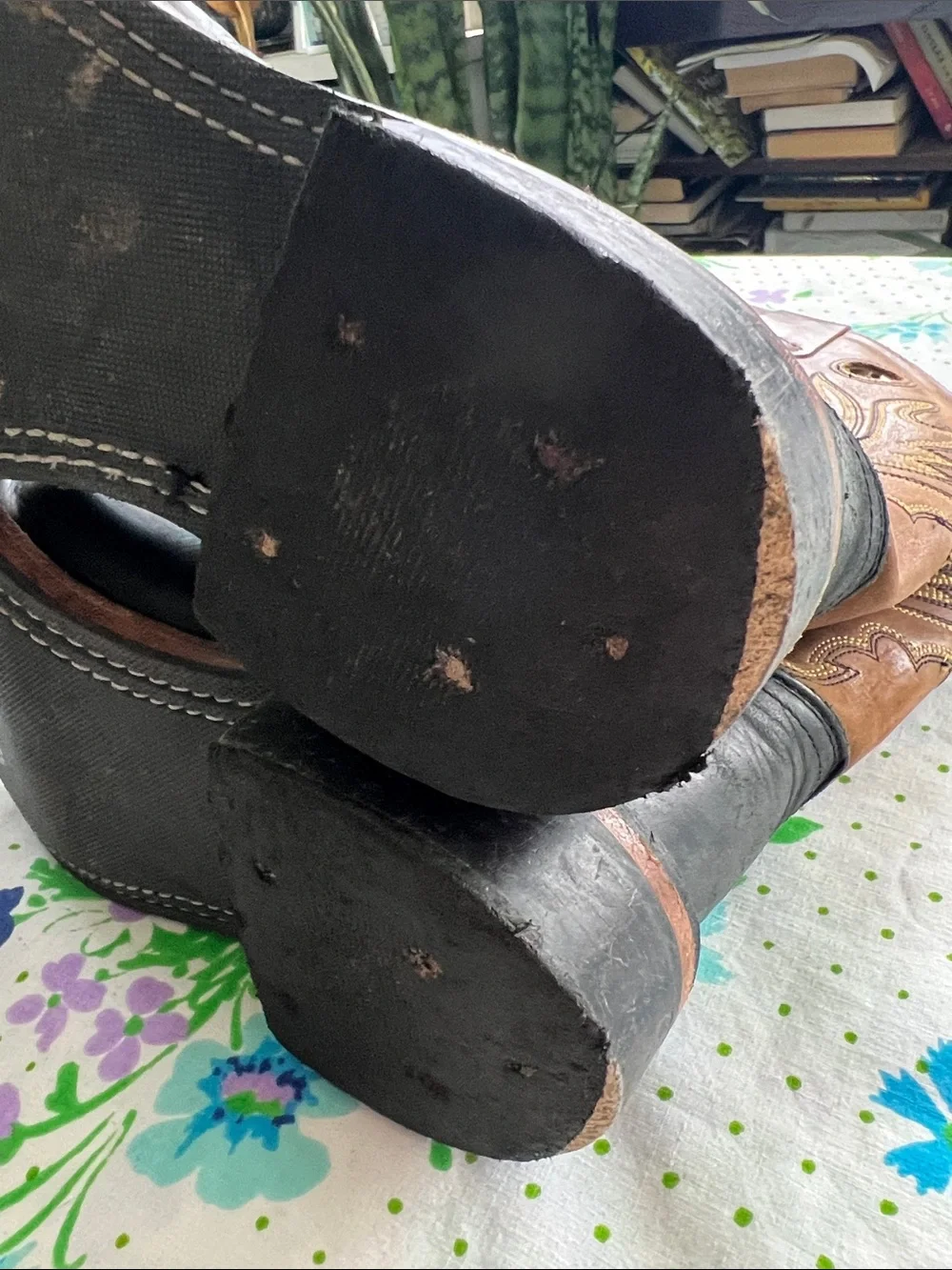 Cody James (?) Big Kids Cowboy Boots Two Tone - 3 - D